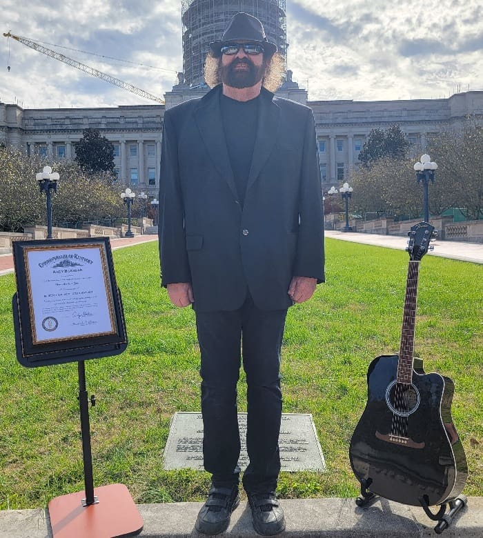 Neal@capital