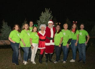 FPL Surprises Area Residents with Free Christmas Trees and Energy-Efficient Lights Fpl Community Relationstree Lotpanama City25 Quickturn Kw 12